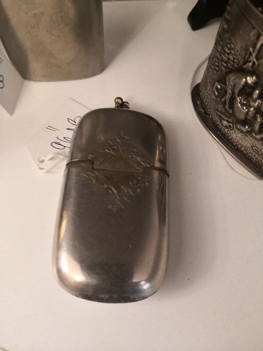 Пепелник за пури