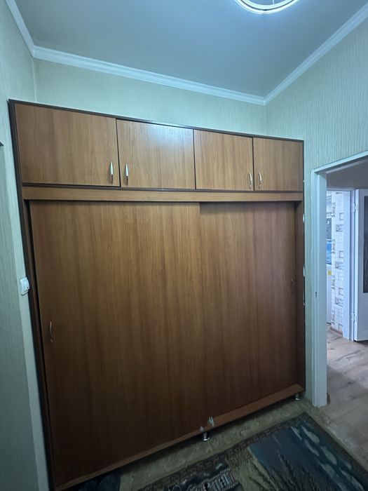 Шкаф-купе б/у срочно продам