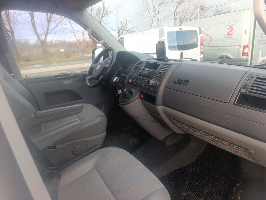 Volkswagen Transporter T5 2.5 tdi 2009