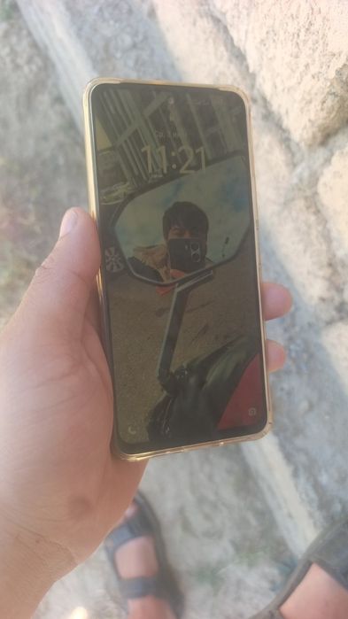 Vivo y 29 holati ideal