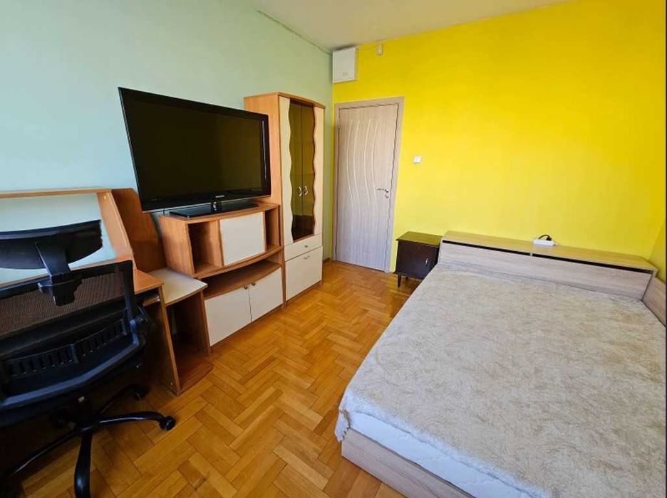 Дава се под наем Тристаен апартамент в София, Разсадника - 84 кв.м за 561 € - Снимка #3