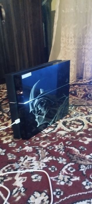 PlayStation 4  sotiladi