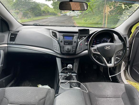 Hyndai i40 На части