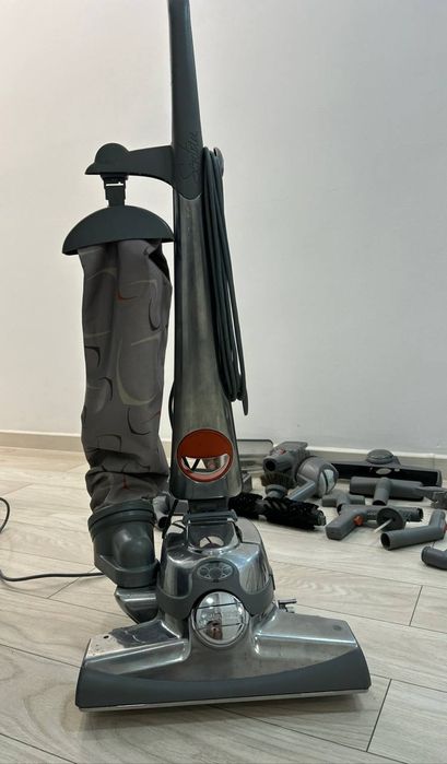 Продаю пылесос Kirby Sentria, оригинал из США. В хорошем состоянии.