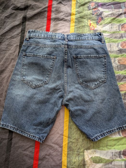 Blugi scurti casual 32