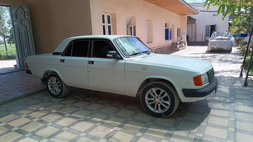 Volga sotiladi narxi kelishilgan xolda barter xam bor