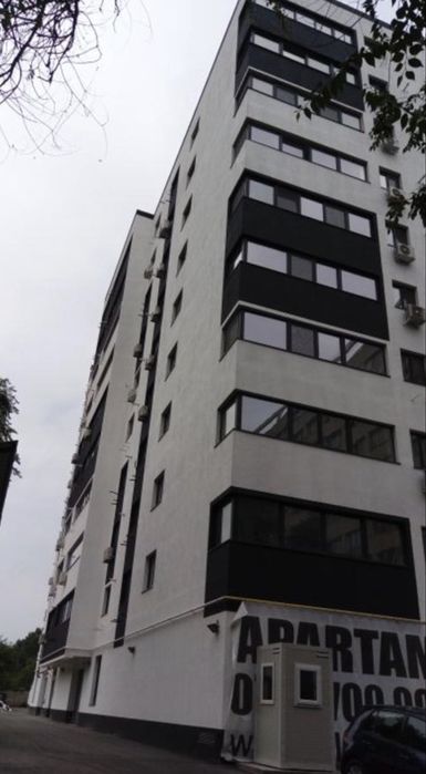 PROPRIETAR INCHIRIEZ AP 2 cam bloc nou Piata Muncii