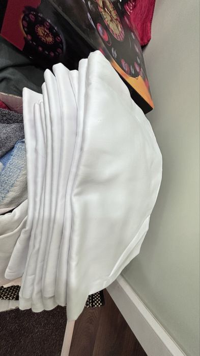 Килими, одеала, завивки, кърпи