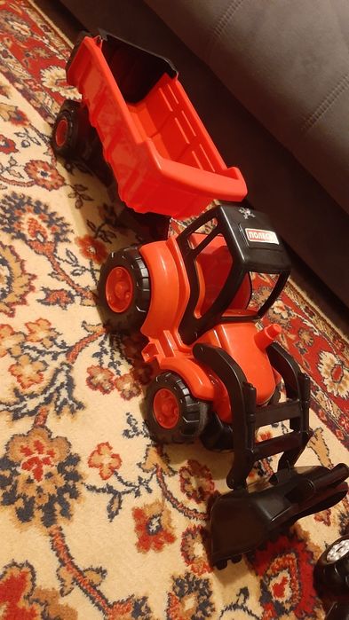 Продам игрушки для мальчика