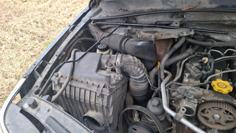 Dezmembrez Dodge nitro 2.8  diesel