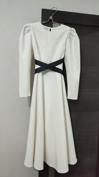 Платье женское в отличном состоянии