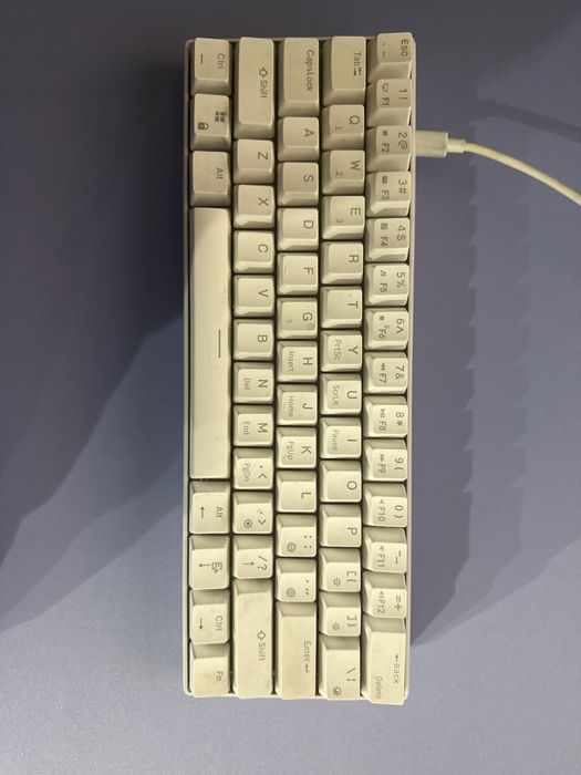 Tastatura mechanica RK 61