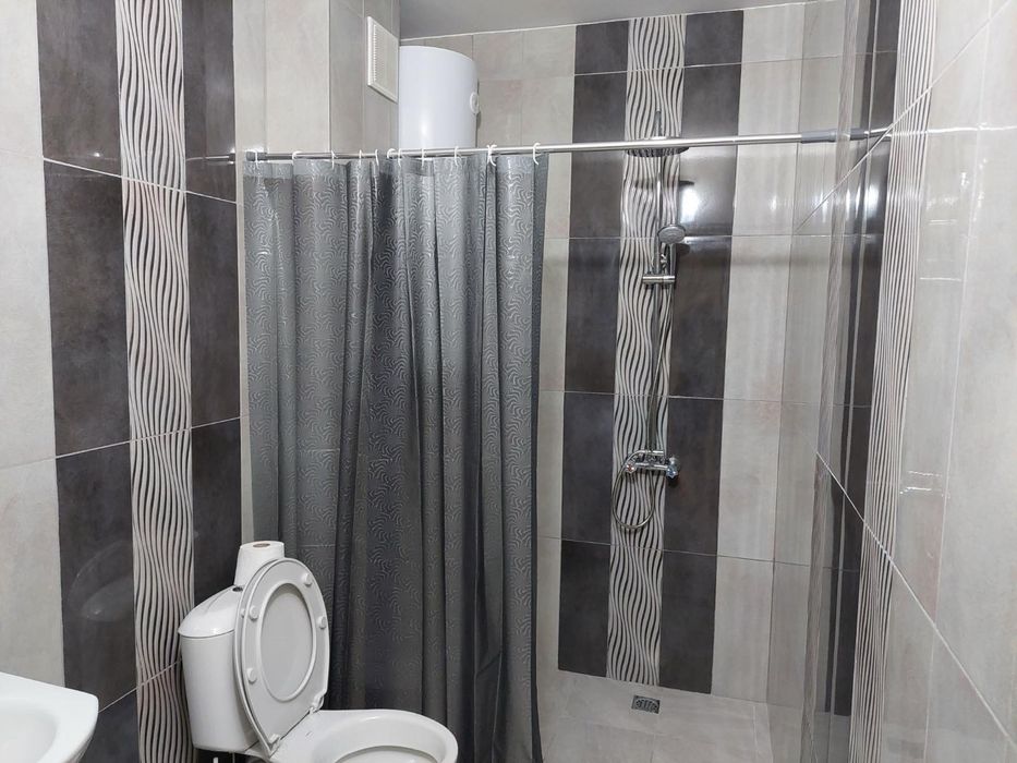 Дава се под наем Тристаен апартамент в Варна, м-т Пчелина - 85 кв.м за 714 € - Снимка #5