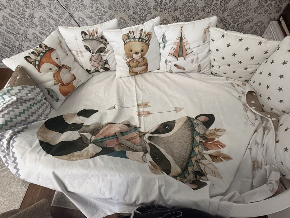 Детская кроватка