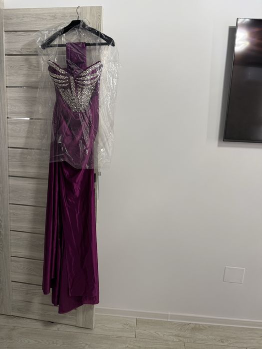 Rochie eleganta eveniment