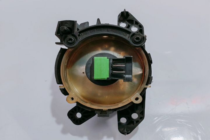 Far ceata / proiector stanga A2518200756 Mercedes-Benz C-Class W204/S