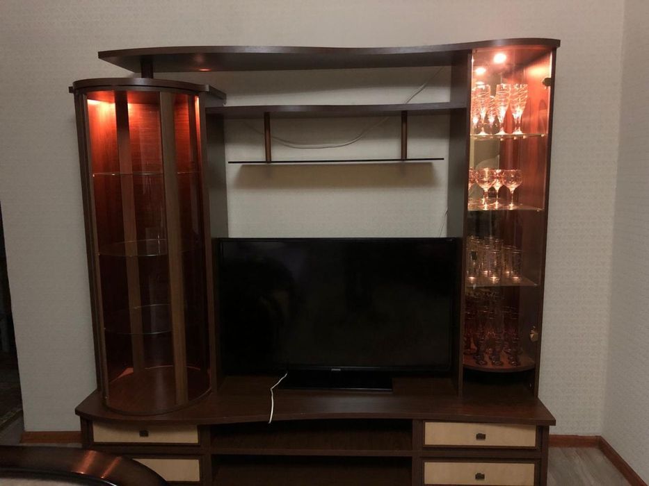 Мебель горка в гостинную