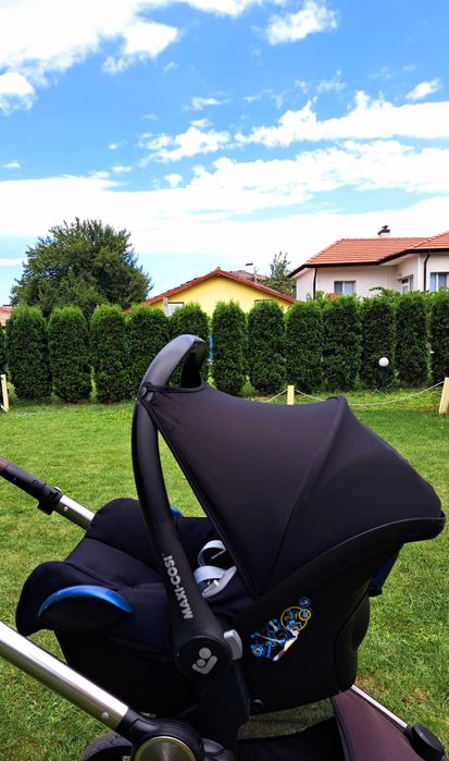 Пълен Комплект Количка Mamas and Papas Ocarro и кошница Maxi Cosi