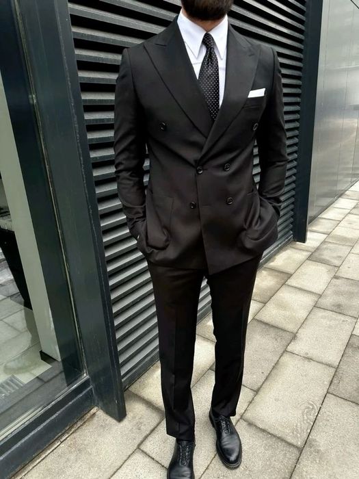 Продам костюм двойка в хорошем состоянии