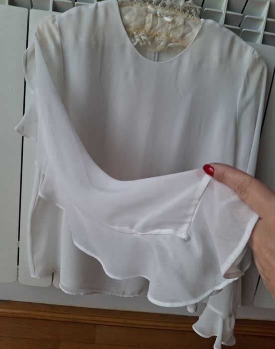 Bluză albă diafana