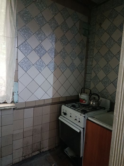 Uy sotiladi 1etaj 2xonalik 4etajlik dom Algaritom 31