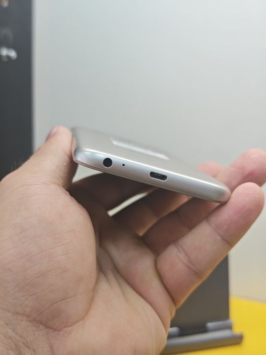 Samsung Galaxy j3 2017