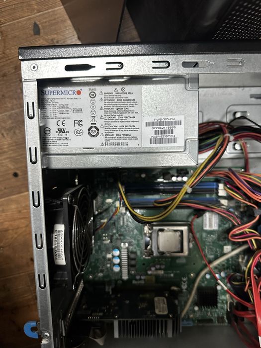 Сервер  Supermicro SYS-5038D-I xeon E3 v3, озу 16 Гб