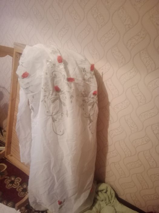 Бесплатно отдам штор вещи