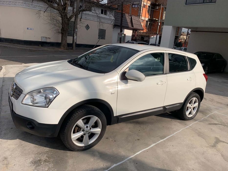 Nissan Qashqai 2010 Motor 2.0 benzina , 200.000  KM  , 4400 negociabil