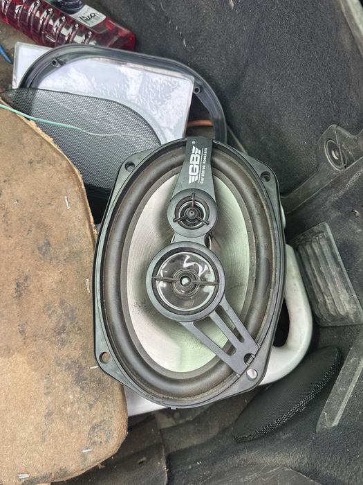 Колонки 2шт.     .