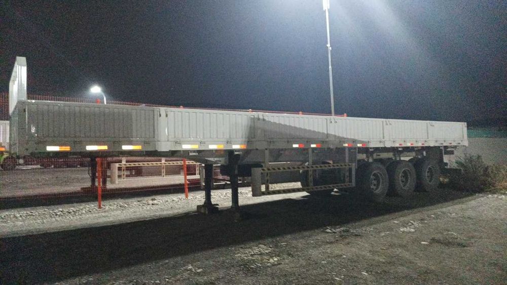 Шаланда контейнеровоз CIMC 40 тонн новый в наличии