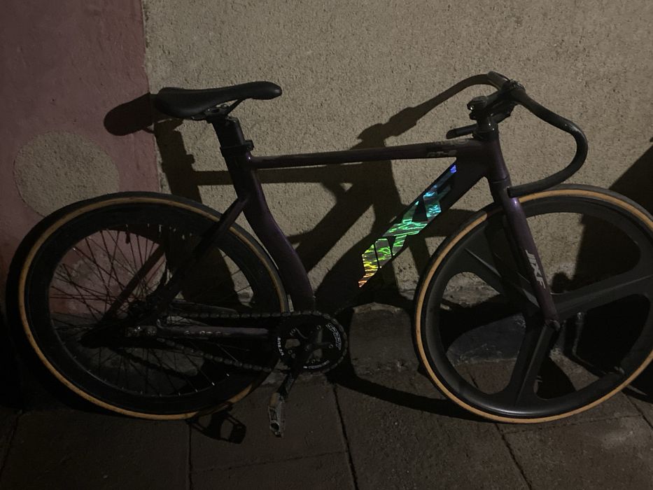 JIXF AT 8 сломан левый шатун, треснул держатель руля