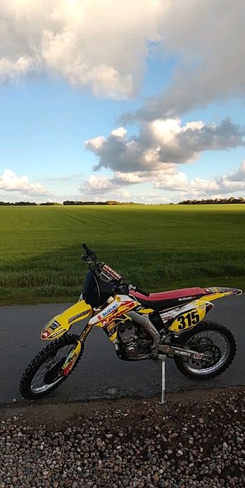Vând Cross RM-Z 250