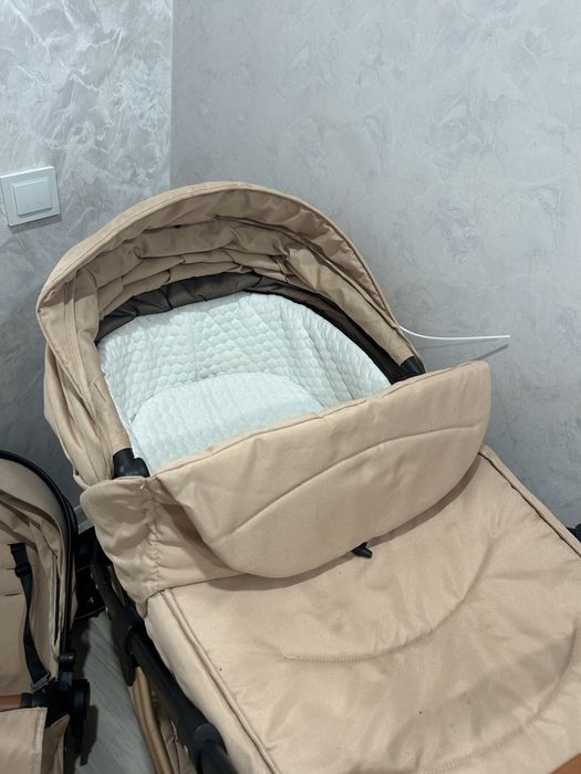 Продам коляску 2в1