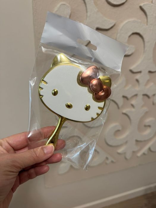 Подарки на 8е марта для девочек