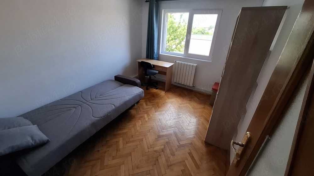 Proprietar inchiriez apartament 3 camere Zona Soarelui