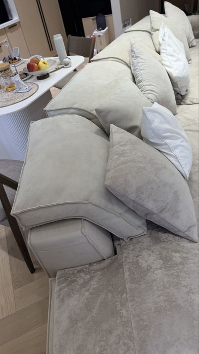 Шикарный дизайрский диван