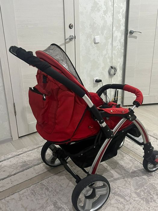 Продам коляску в хорошем состоянии