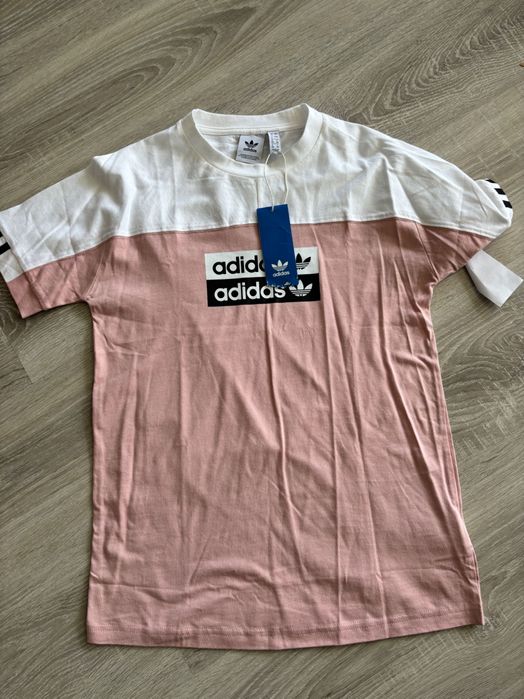 Яке Adidas С размер