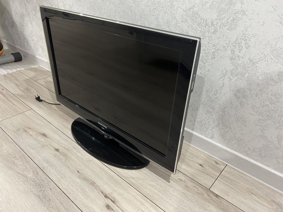Samsung телевизор