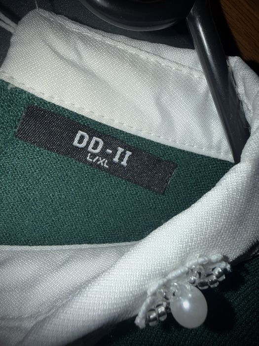 Bluza verde cu guler de camasa, cu perle si margelute, Marimea L/XL