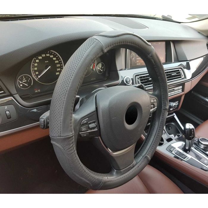 Калъф за волан от естествена кожа - черен, размер M (37-39 см)