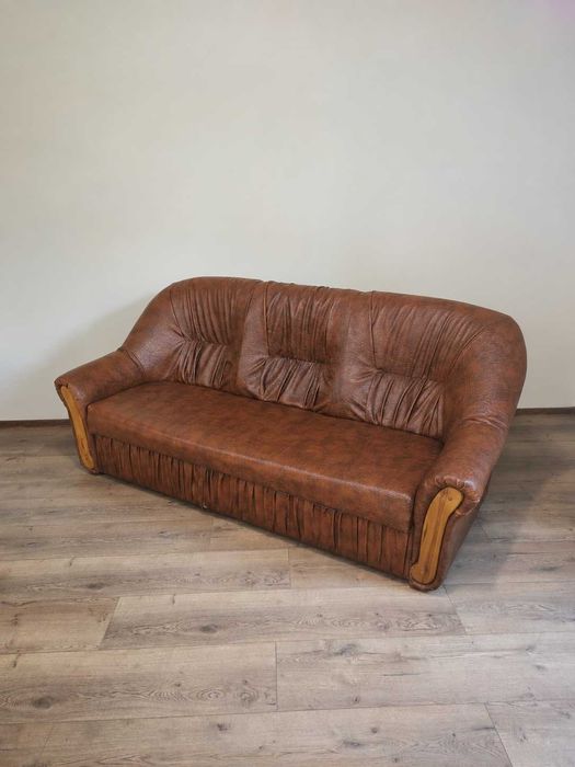 Canapea Piele Extensibila Nefolosita - In stare foarte buna
