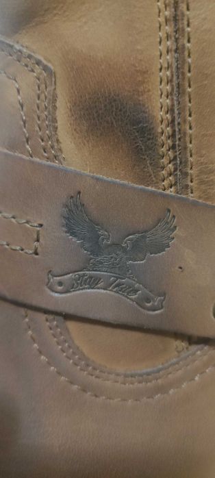 Продавам мъжки Боти