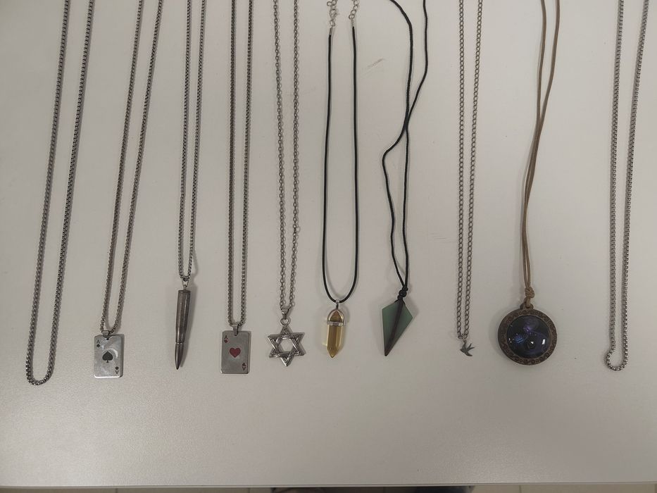 Кулоны Все Разные