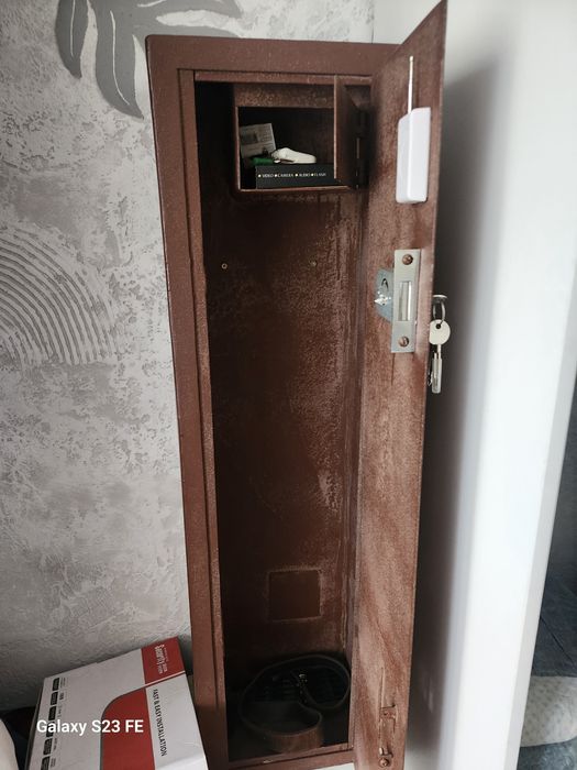 Сейф в хорошем состоянии