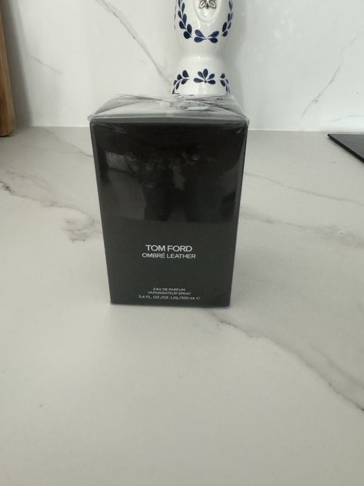 Парфюм Tom Ford Ombrè Leather