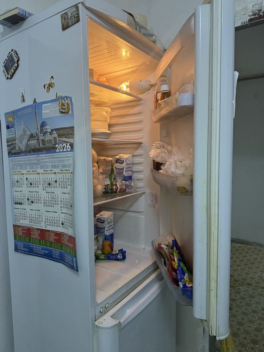 Срочно Продам холодильник Индезит