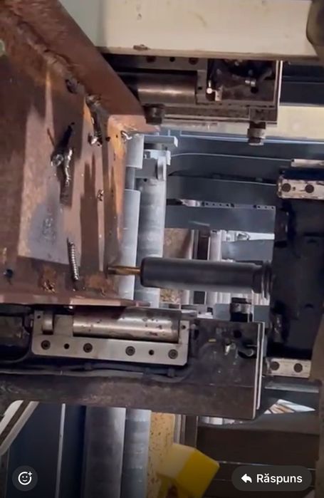 Utilaj de prelucrare profile metalice