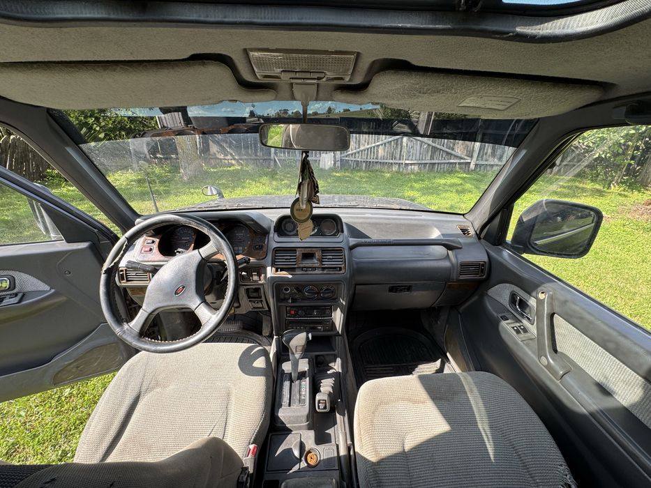 Vand Mitsubishi Pajeri MK2